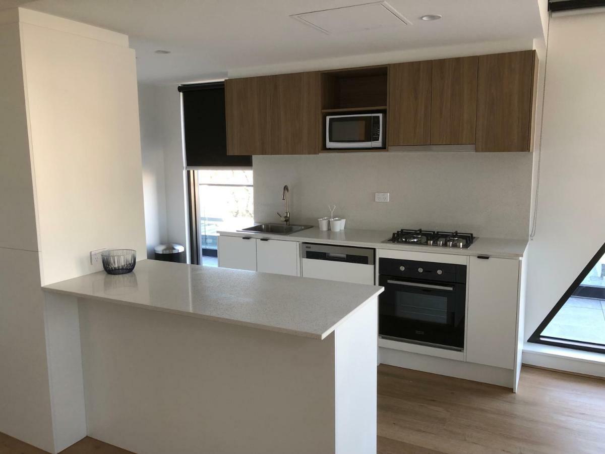 Q Squared Serviced Apartments Мельбурн Экстерьер фото